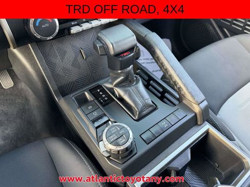 Used 2024 Toyota Tacoma TRD Off-Road AWD/4WD image 21
