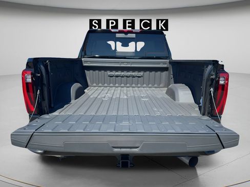 Used 2024 GMC Sierra 2500 Denali AWD/4WD image 9