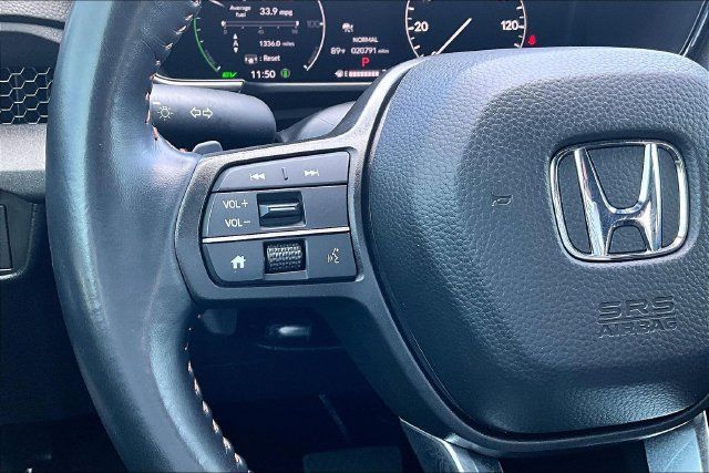 Used 2025 Honda CR-V Sport-L image 11