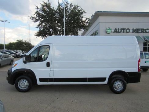 Used 2023 RAM ProMaster 2500 image 15