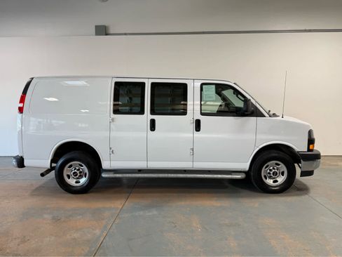 Certified 2024 GMC Savana 2500 w/ Driver Convenience Package RWD image 6