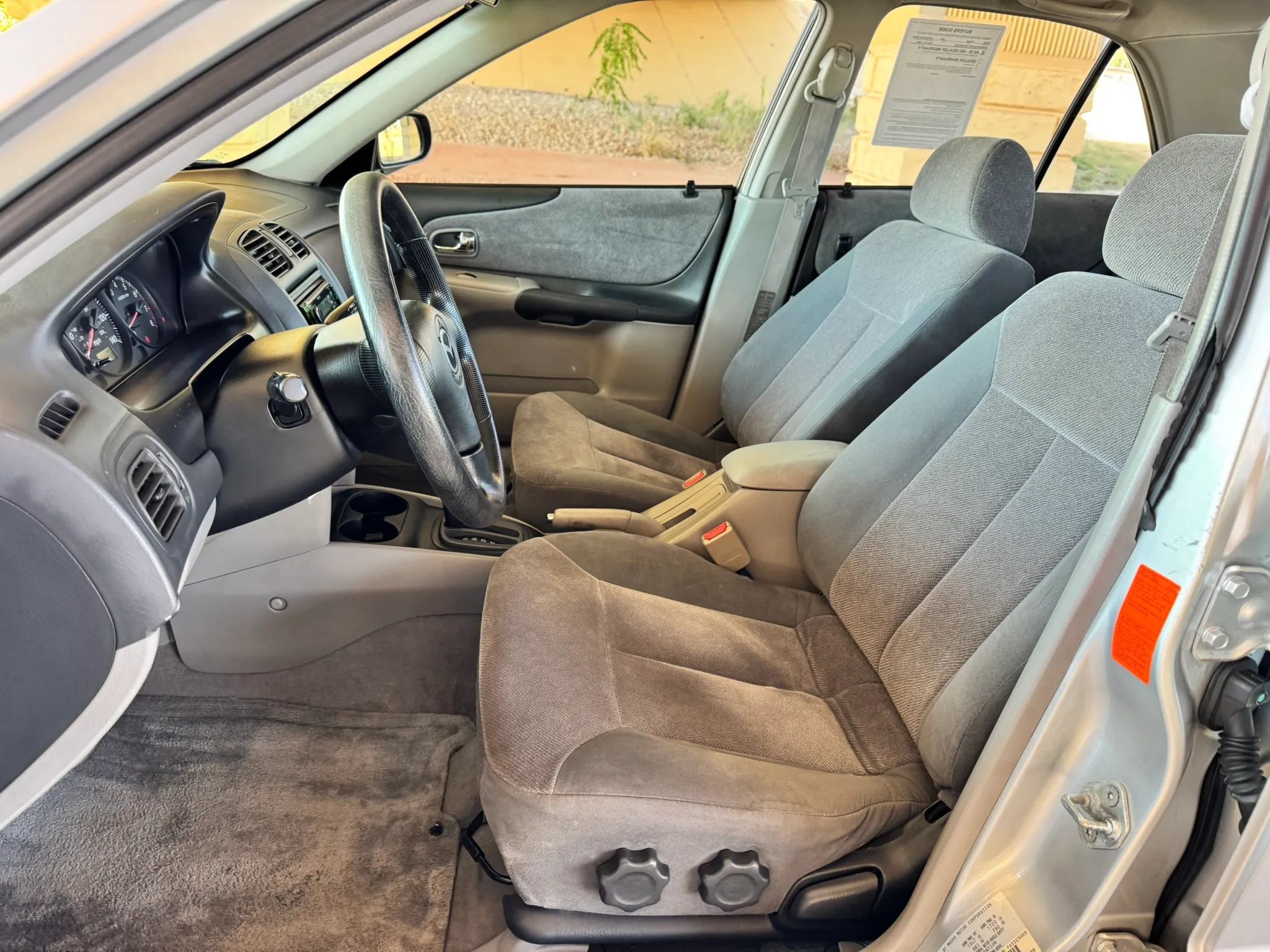 Used 2003 MAZDA Protege FWD image 11