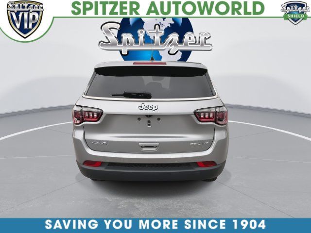 Used 2022 Jeep Compass Sport AWD/4WD image 8
