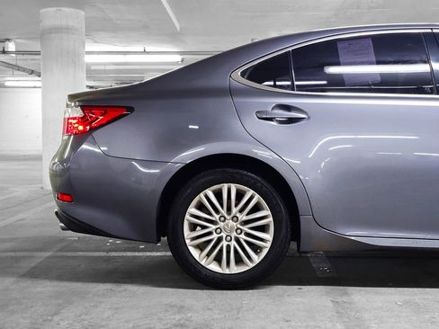 Used 2013 Lexus ES 350 image 16