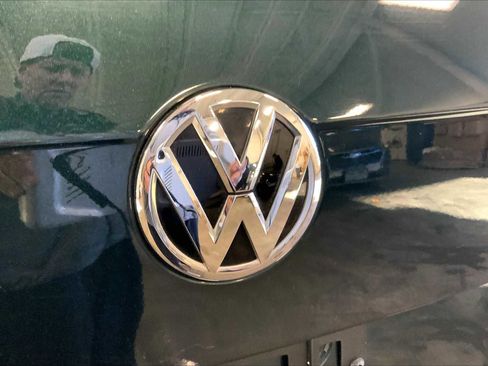 Used 2019 Volkswagen Tiguan SE w/ Panoramic Sunroof Package image 63