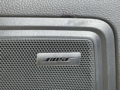 Certified 2026 Porsche Macan AWD/4WD image 41