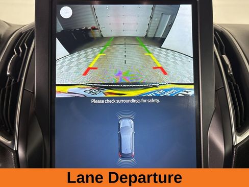 Used 2024 Ford Edge Titanium image 14