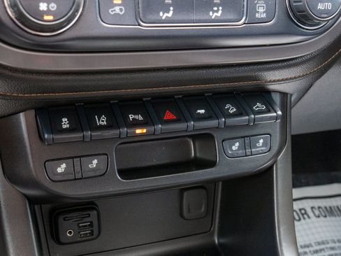 Used 2021 GMC Canyon AT4 w/ Driver Alert Package AWD/4WD image 23