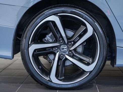 Used 2021 Honda Accord Sport image 14