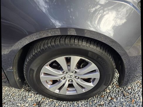 Used 2014 Honda Odyssey EX image 5