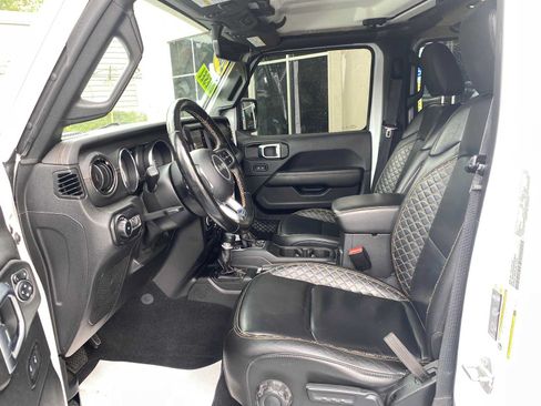 Used 2021 Jeep Wrangler Unlimited Sahara AWD/4WD image 10
