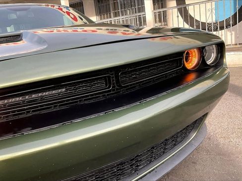 Used 2018 Dodge Challenger SXT Plus RWD image 28