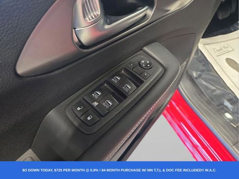 New 2025 Chrysler Pacifica Select FWD image 7