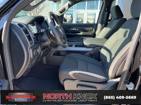 New 2026 RAM 1500 Express image 3