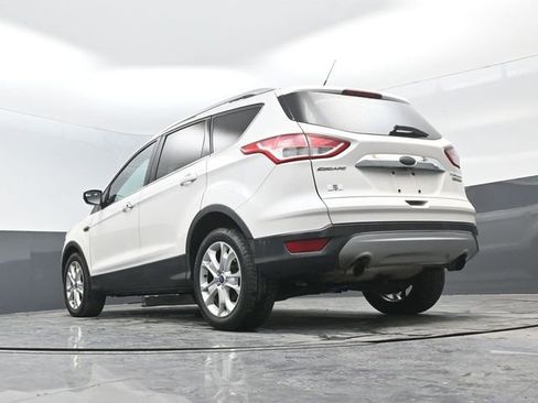 Used 2015 Ford Escape Titanium image 18
