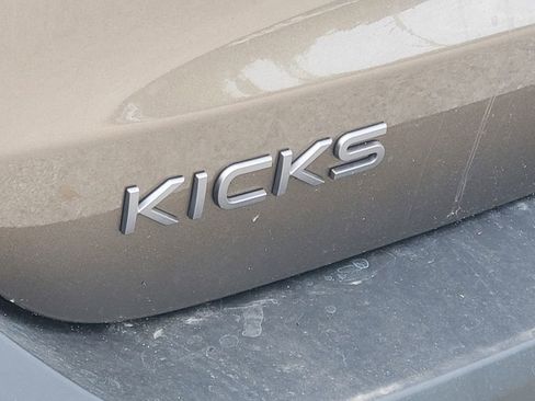 New 2026 Nissan Kicks SV image 9