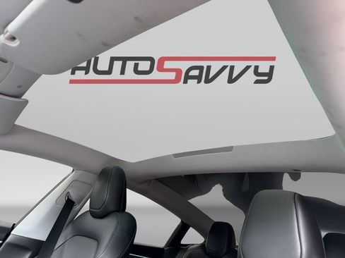 Used 2025 Tesla Model 3 Long Range RWD image 8