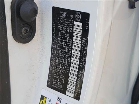 Used 2023 Toyota Camry SE image 23