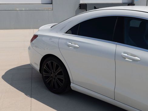 Used 2018 Mercedes-Benz CLA 250 4MATIC image 12