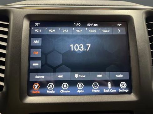 Used 2020 Jeep Cherokee Trailhawk AWD/4WD image 14