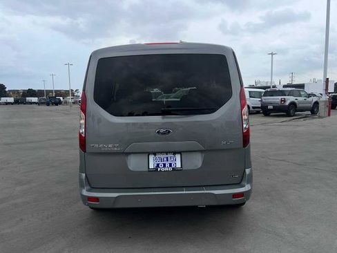 Certified 2023 Ford Transit Connect XLT FWD image 4