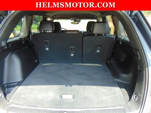 Certified 2024 Jeep Grand Cherokee Altitude RWD image 34