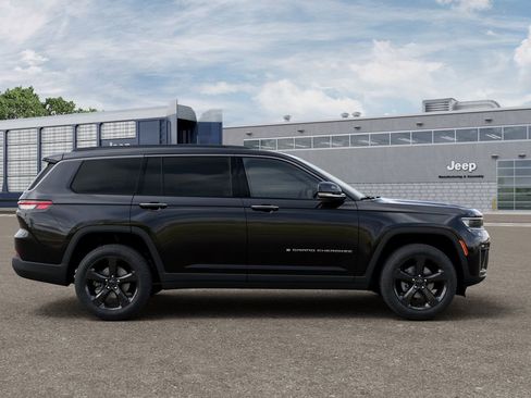 New 2026 Jeep Grand Cherokee L Limited w/ Limited Altitude Package RWD image 22