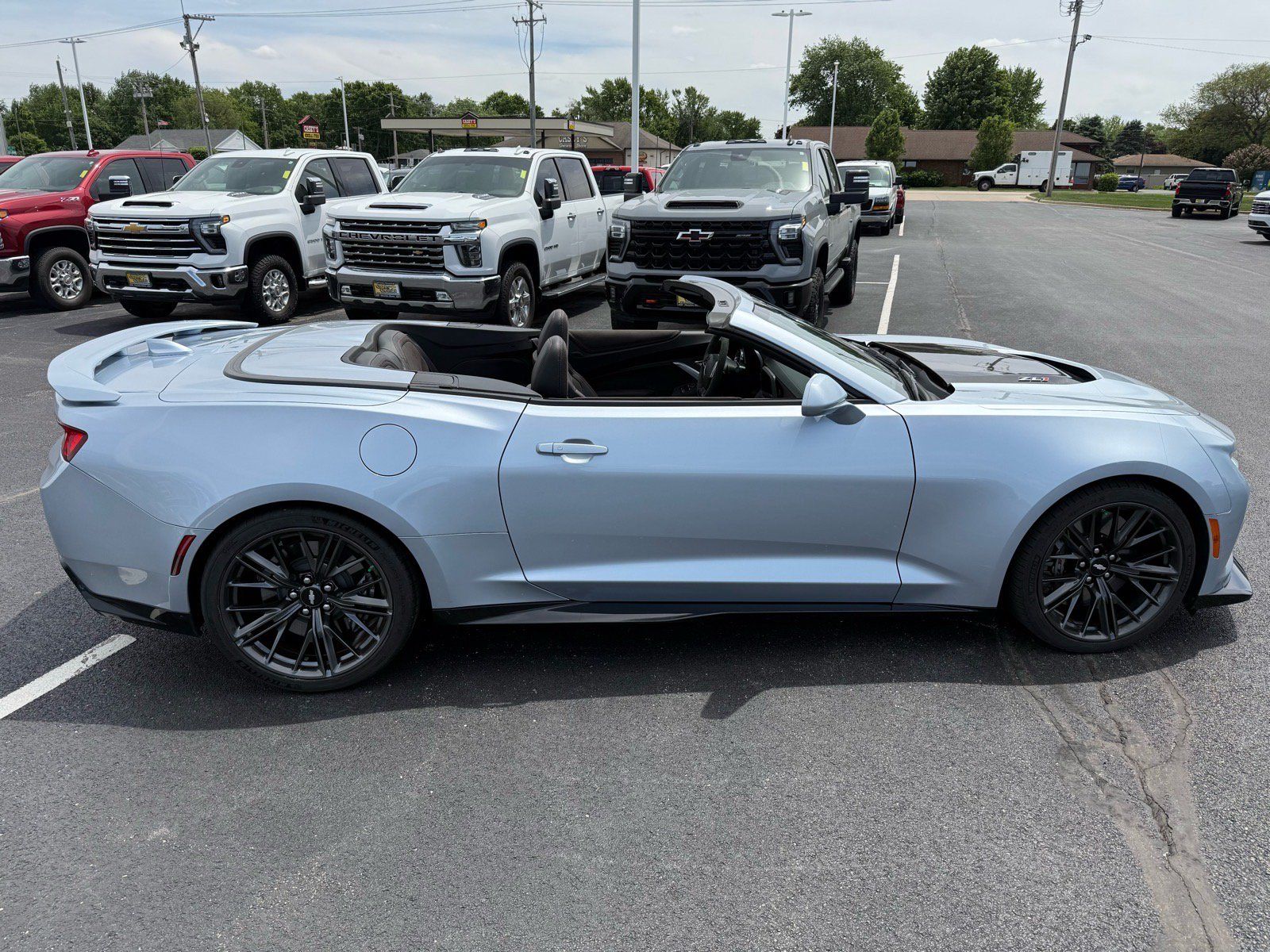 Used 2017 Chevrolet Camaro ZL1 RWD image 14