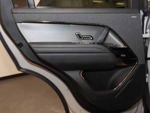 Used 2024 Land Rover Range Rover Sport SE image 20