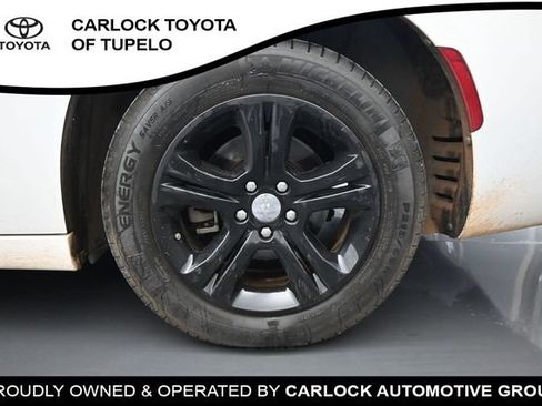 Used 2022 Dodge Charger SXT RWD image 14