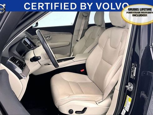 Used 2023 Volvo XC90 B6 Plus image 33