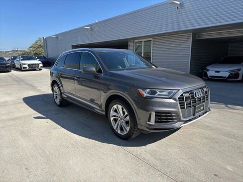 Certified 2021 Audi Q7 3.0T Premium Plus AWD/4WD image 3