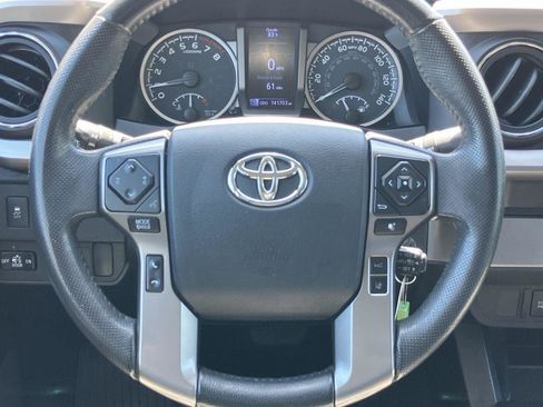 Used 2020 Toyota Tacoma SR5 image 19