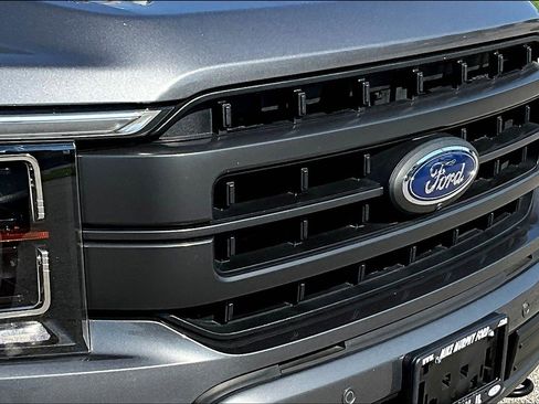 Used 2022 Ford F150 Lariat w/ Equipment Group 502A High image 31