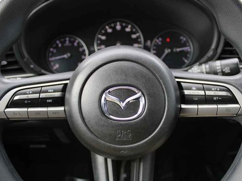 Used 2020 MAZDA CX-30 image 15