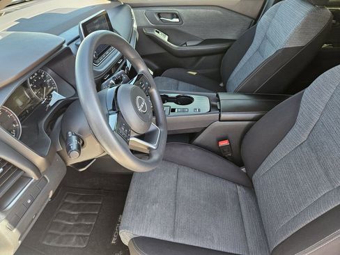 Used 2023 Nissan Rogue SV FWD image 16