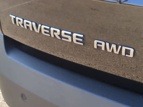 Used 2021 Chevrolet Traverse LT w/ LPO, Floor Liner Package image 12