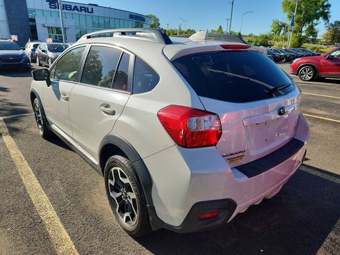 Used 2017 Subaru Crosstrek 2.0i Premium AWD/4WD image 3