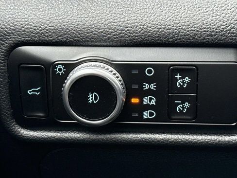 Used 2023 Ford Explorer XLT w/ Equipment Group 202A image 13