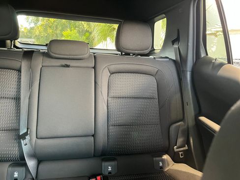 Used 2025 Chevrolet Equinox LT image 37