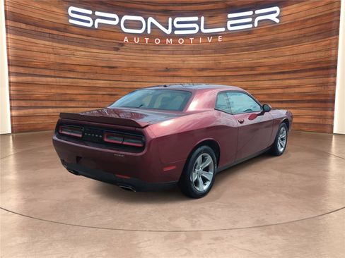 Used 2020 Dodge Challenger SXT w/ Driver Convenience Group image 7