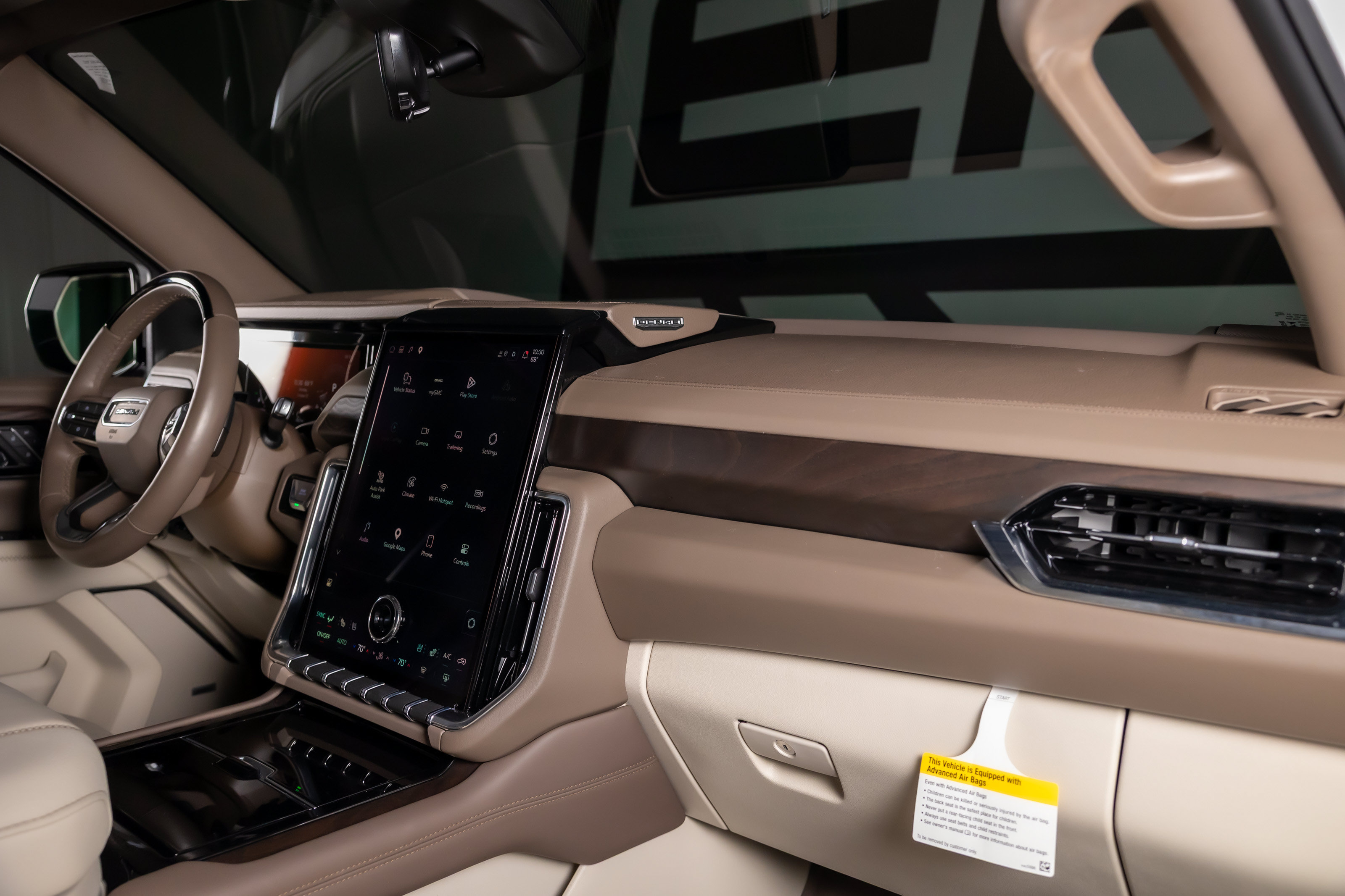 Used 2026 GMC Yukon Denali w/ Denali Reserve Package AWD/4WD image 22