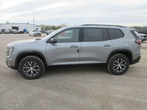 New 2026 GMC Acadia AT4 w/ Super Cruise Package image 9