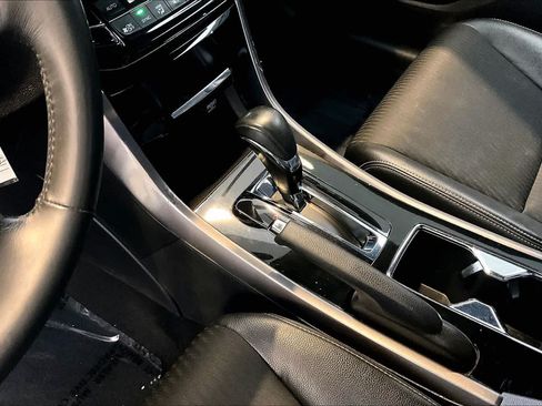 Used 2016 Honda Accord Sport image 14