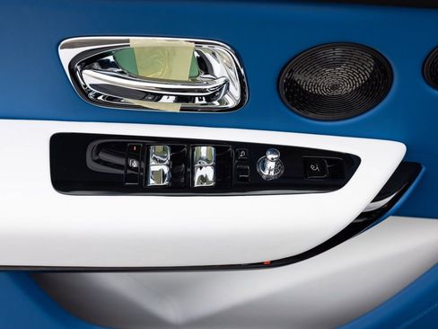 New 2026 Rolls-Royce Cullinan image 24