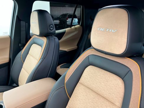 New 2026 Chevrolet Equinox ACTIV w/ Convenience Package III image 17