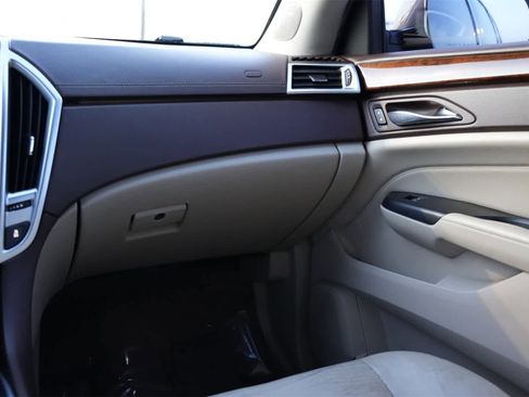 Used 2015 Cadillac SRX Luxury w/ Driver Awareness Package image 8