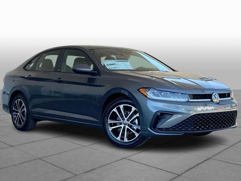 Used 2026 Volkswagen Jetta Sport FWD image 2