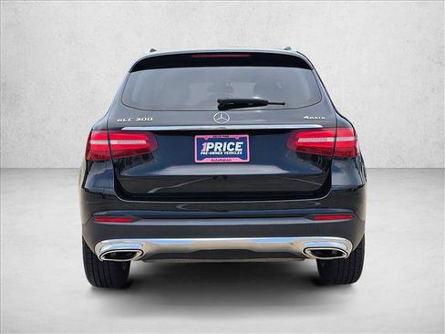 Used 2019 Mercedes-Benz GLC 300 4MATIC image 6