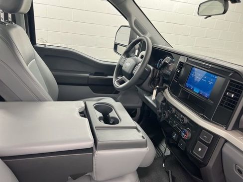Used 2026 Ford F250 XL w/ XL Chrome Package image 22